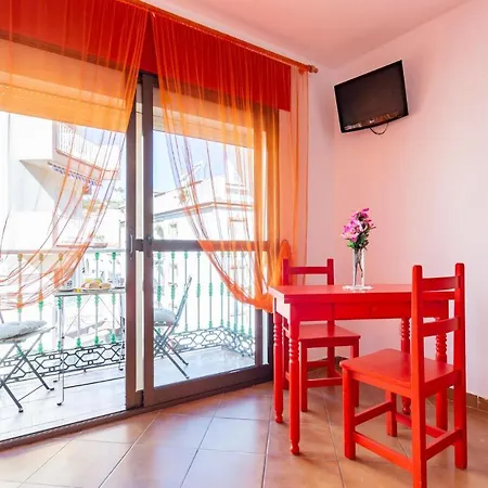 Amazing Apartment In Torremolinos With Wifi *